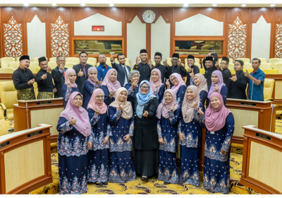 Angkat Sumpah Adun 20